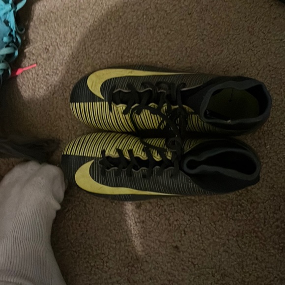 Nike mercurials. - Picture 1 of 2